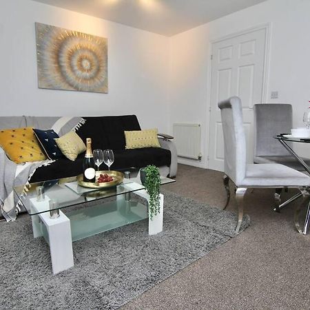 Daimler House - Cosy Home Near Coventry City Centre Buitenkant foto